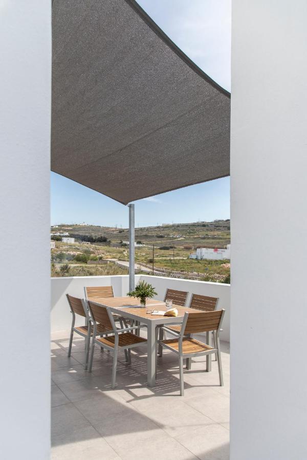 מלון נאוסה Twelve Plus+ מראה חיצוני תמונה
